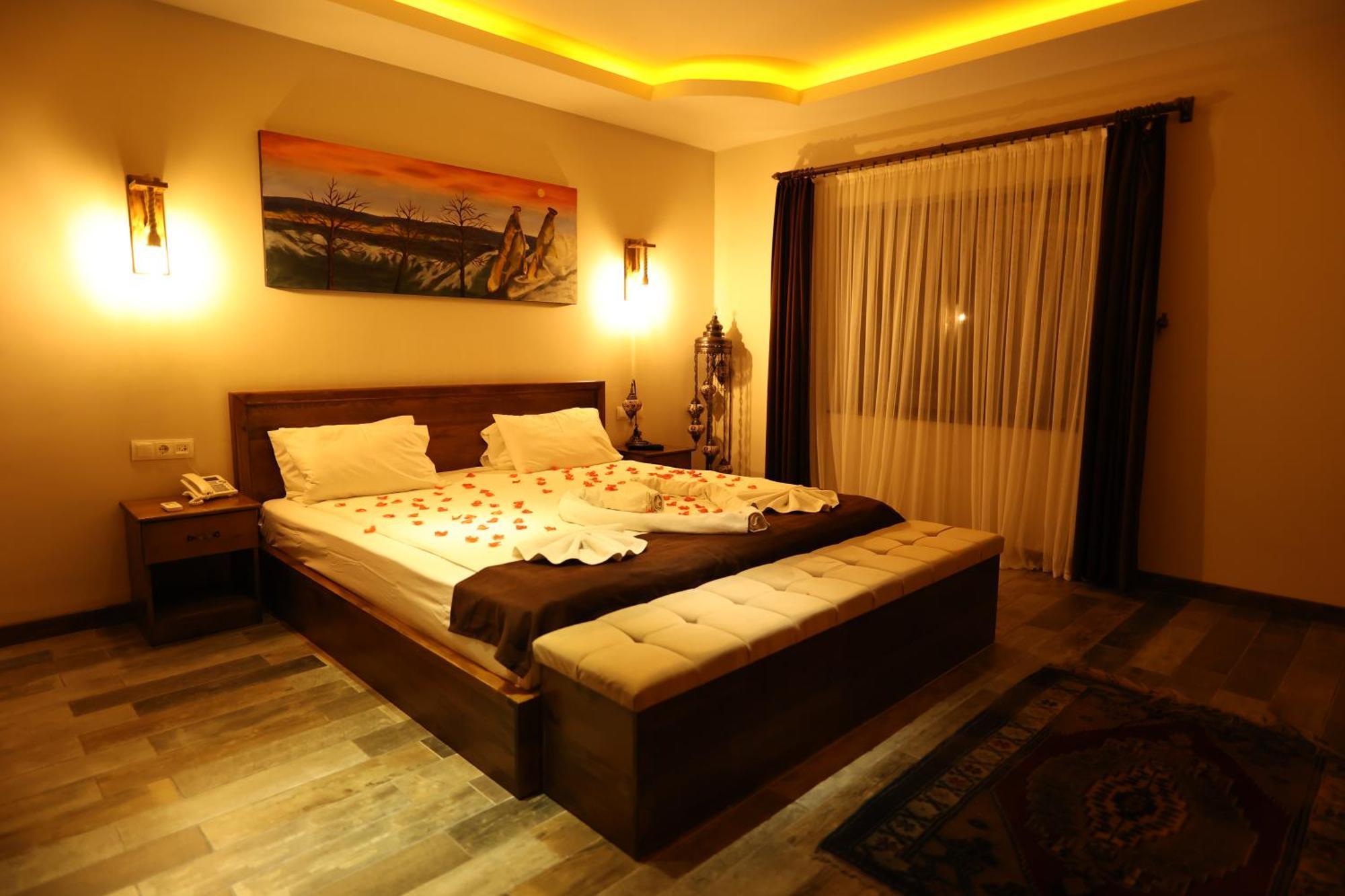 El Nazar Stone Suite Ючхисар Екстериор снимка